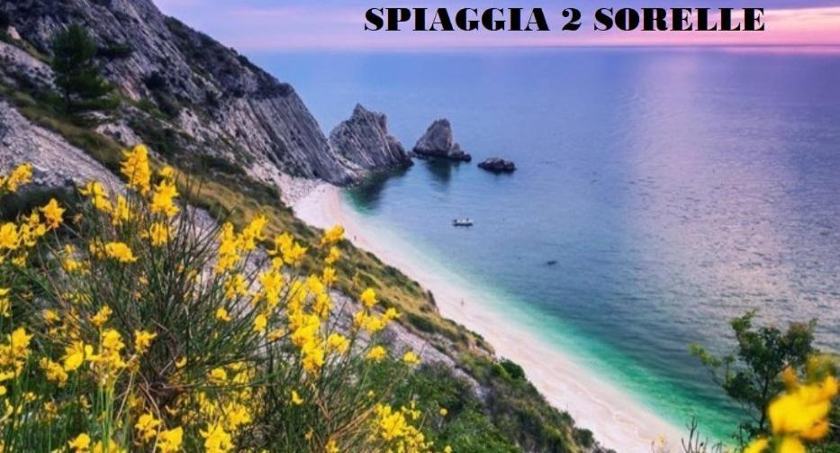 1 La Fisarmonica Del Conero Apartment Castelfidardo Bagian luar foto